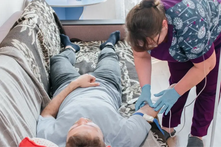 Срочный вывод из запоя в Осинниках: быстро, недорого